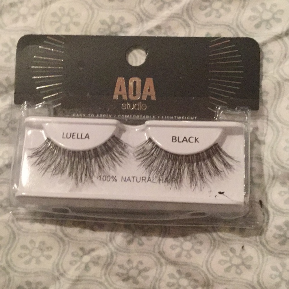 Eyelashes
